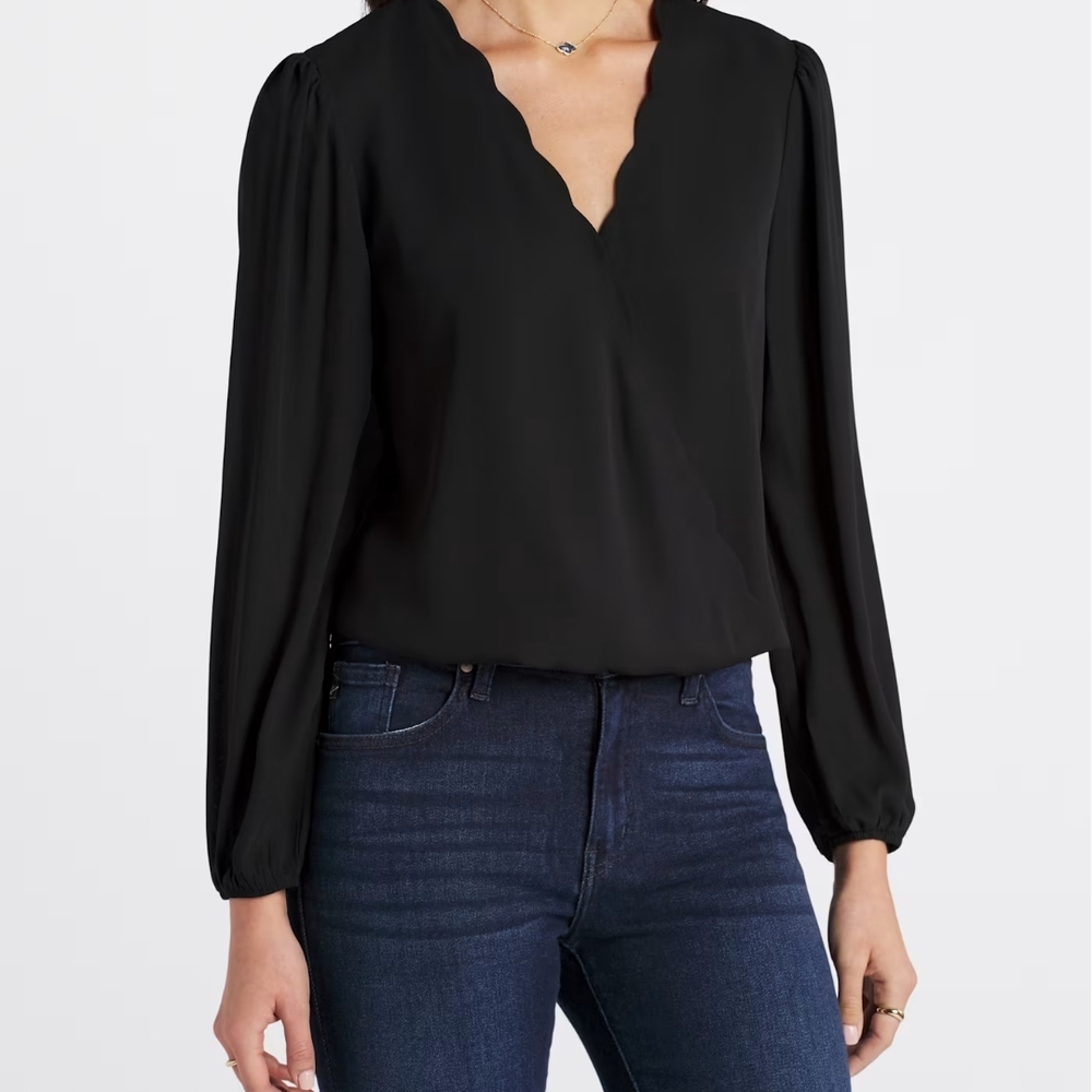 Elegant Black Women's Top - Picture 6 of 7